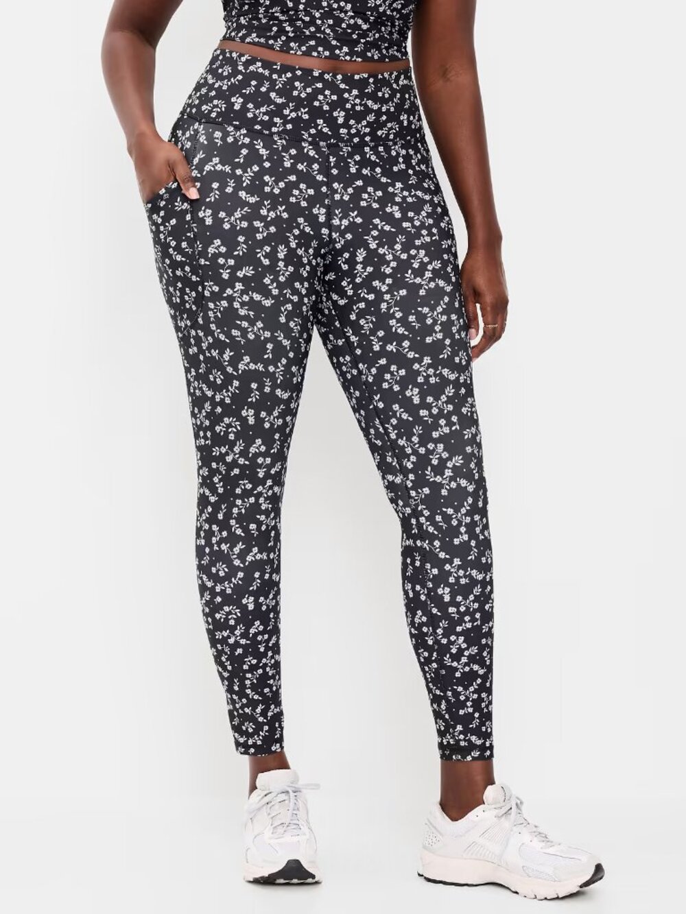 Old Navy Women's XL Black Floral High-Waisted PowerSoft 7/8 Leggings 70% off